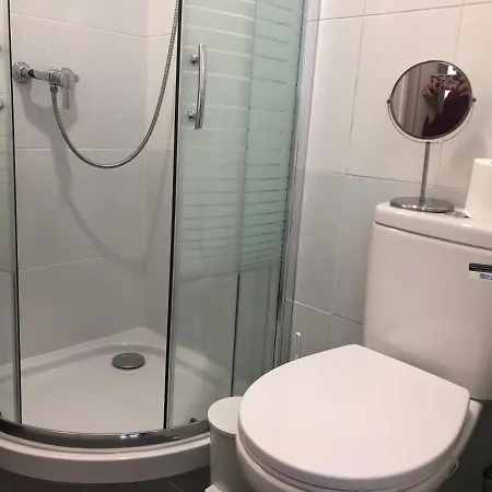 99 Flowers Flat Lissabon